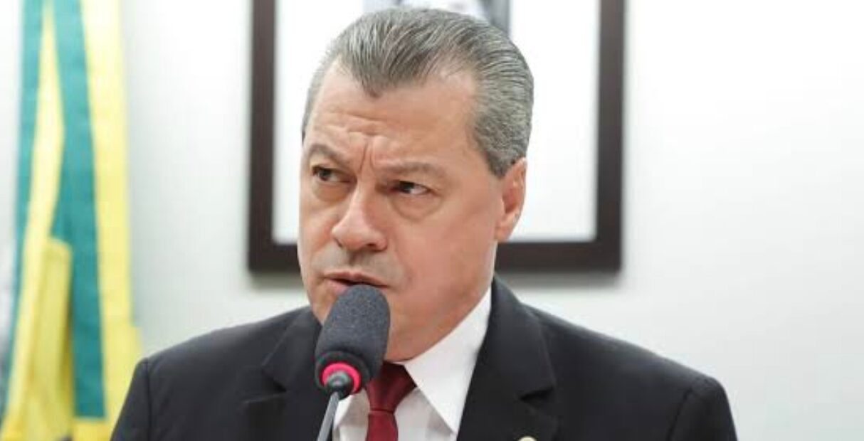 Deputado Daniel Agrobom defende motoristas de aplicativo e critica postura do Governo