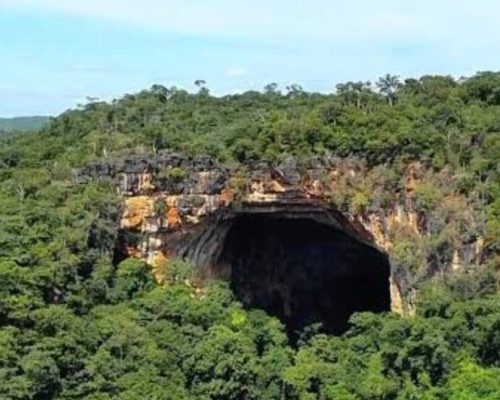 Governo de Goiás incorpora caverna símbolo do Terra Ronca: avanço para a preservação ou ameaça à tradição local?